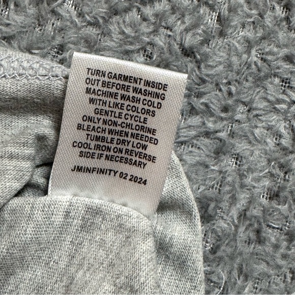 Don Ed Hardy Designs New York City Big Skull T-Shirt Rhinestone Men's Size M - Picture 9 of 10